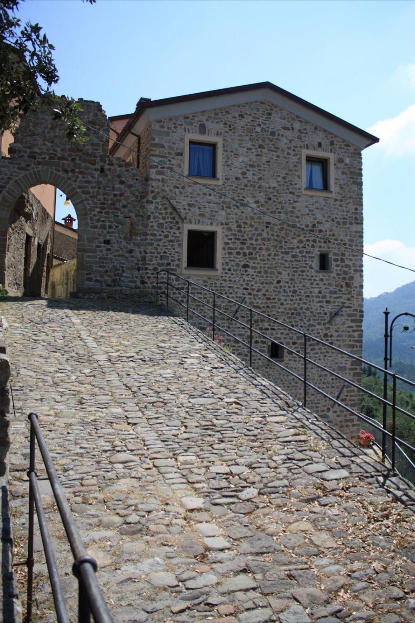 Гостевой дом Al Castello Da Annamaria Беверино Экстерьер фото